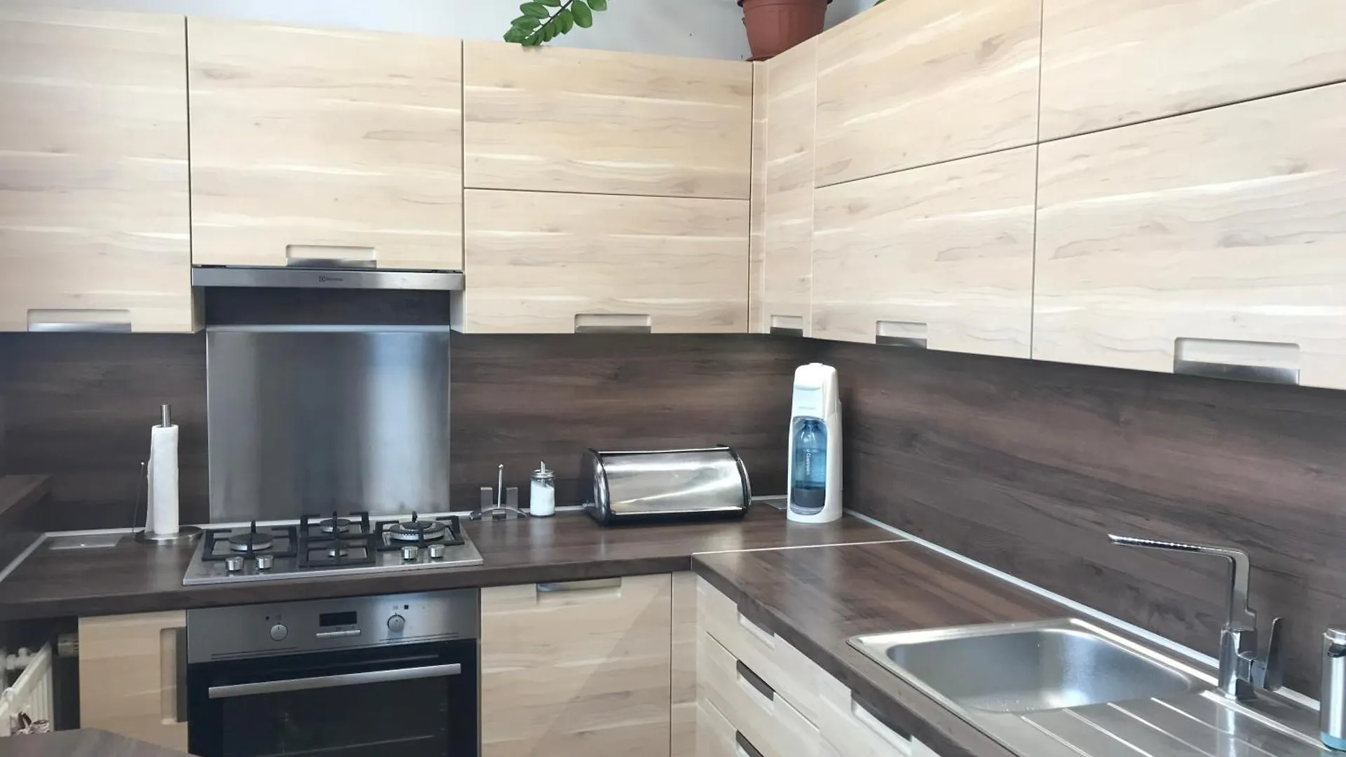 Apartmán Novy Apartman V Ostrave U Misky S Akvariem A Vyhledem Z Balkonu Na Beskydy Ostrava
